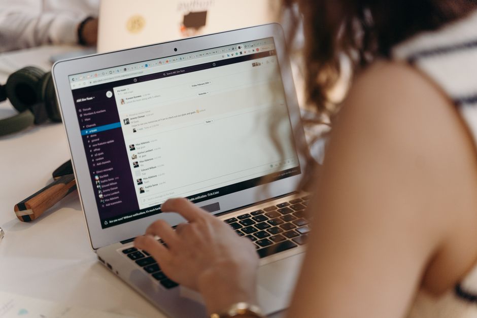 How Do You Build an Online Community That Stays Useful as It Grows?