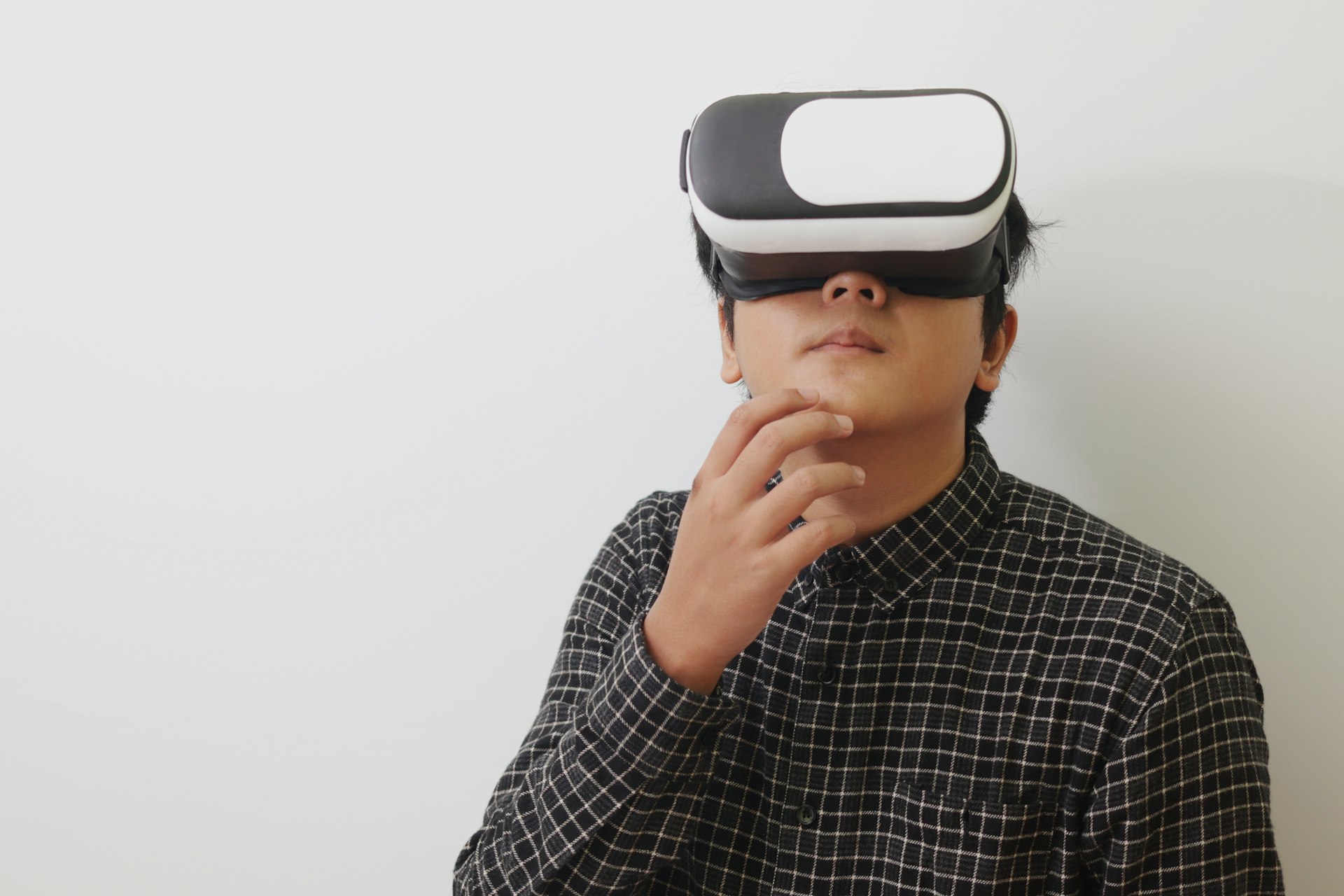 Unlocking the Power of Virtual Reality in Classroom Learning: Transforming Engagement and Achievement