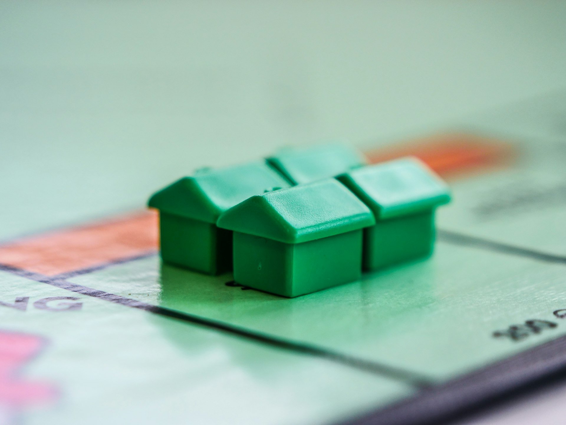 Transforming Real Estate Success: Essential Digital Tools for Modern Marketing